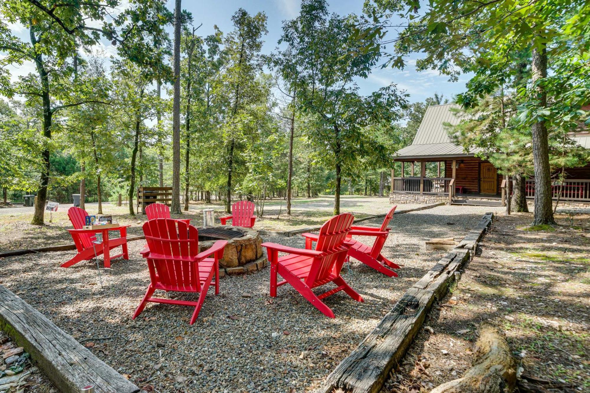 Penny Lane Lodge Broken Bow Cabin Less Than 6 Mi To Lake Zewnętrze zdjęcie